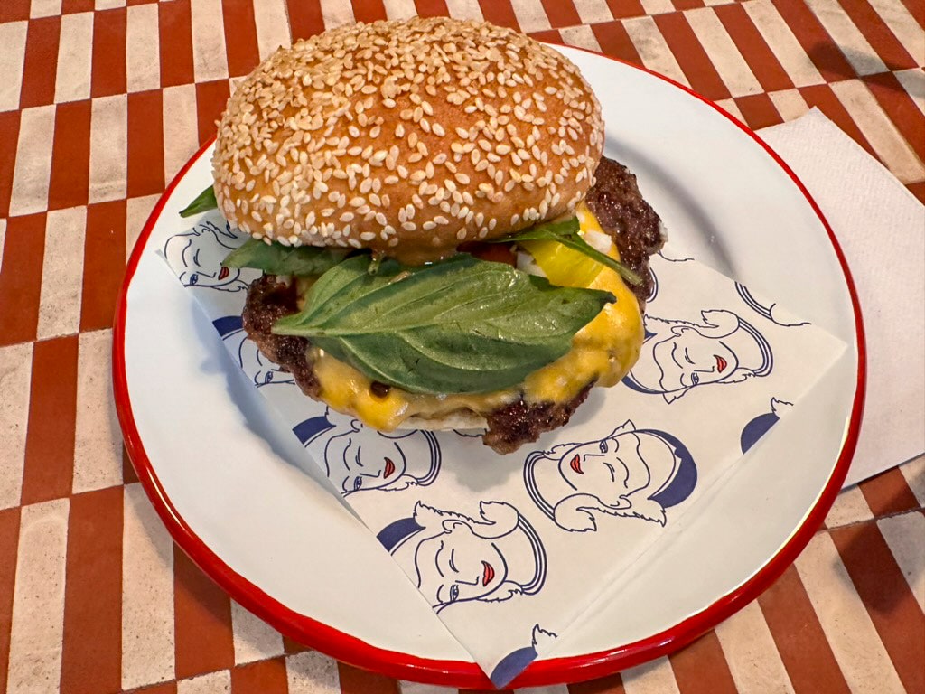 Krapow smashburger on a white plate